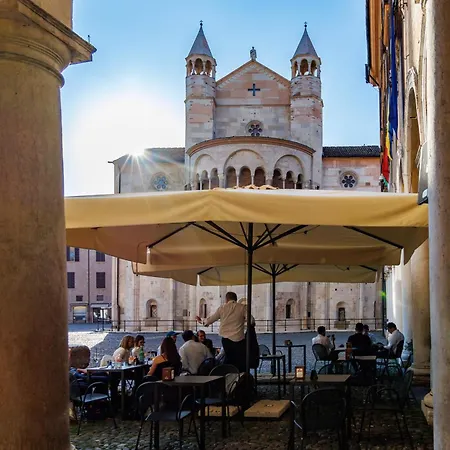 Accanto A Osteria Francescana - Terrazzo - Car Pass Lejlighed *